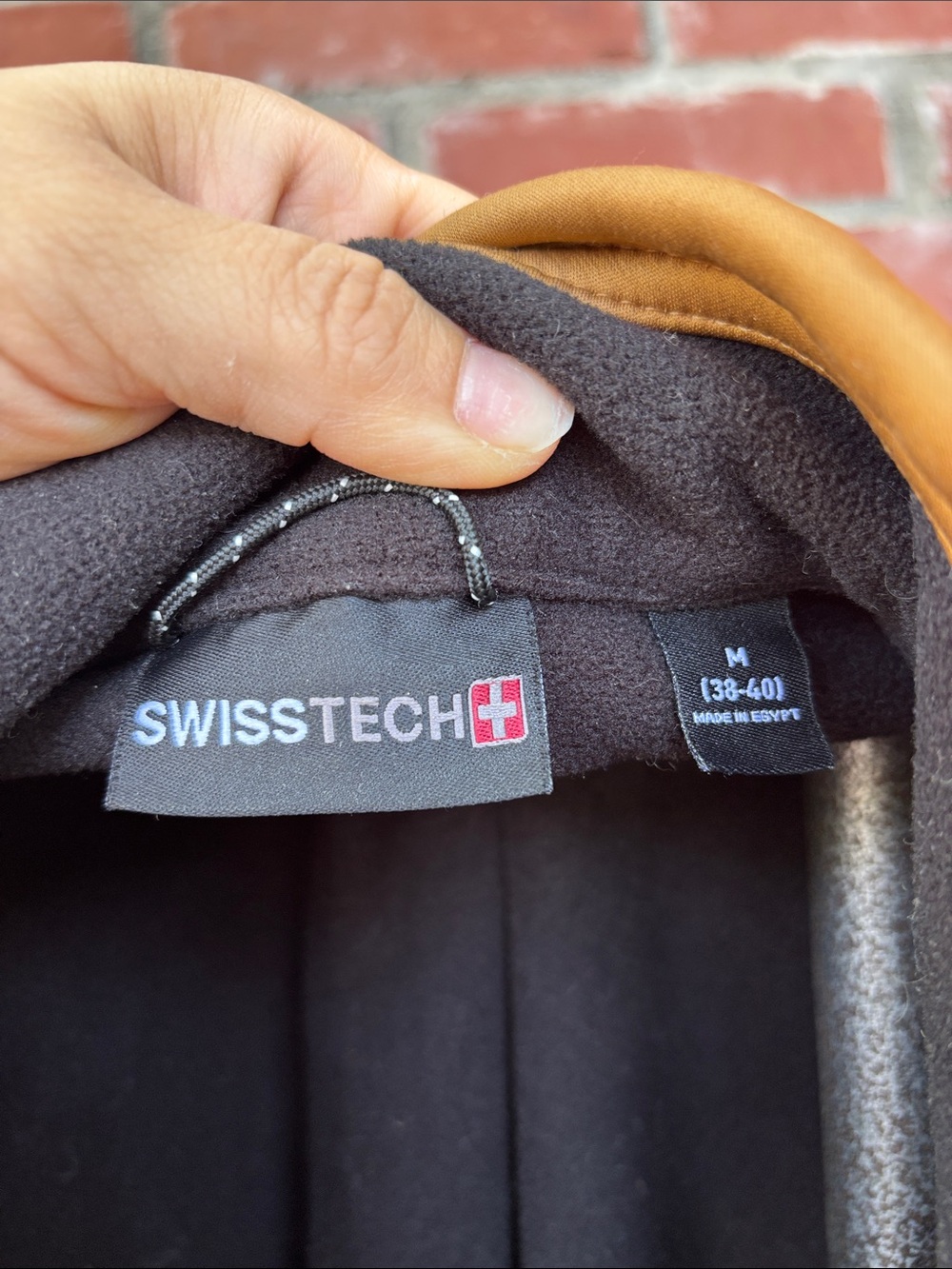 Swiss Tech Men's Tan Softshell Zip Jacket - Picture 2 of 6
